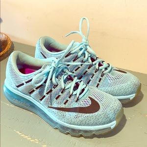 Nike Air Max 2016 Women's 10